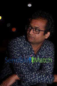 Matrimonial
                                                Profile Photo for LO180607